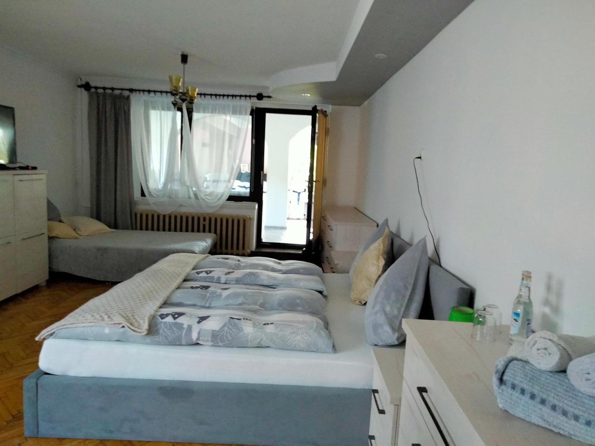 Villa Pod Piramida Ługniany Zimmer foto